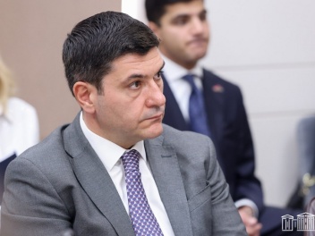 ԱԺ-ն Կարեն Առուստամյանին ընտրել է Հաշվեքննիչ...