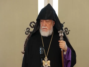 Պատմության ընթացքում մեր ինքնությունը քանդելո...