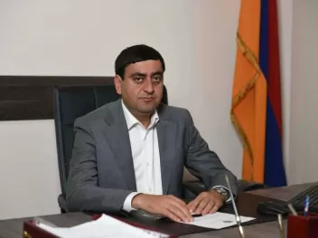 Այս խայտառակ զրպարտության համար դատի եմ տալու...
