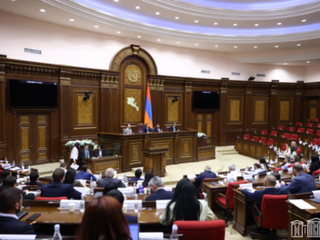 Դեպրեսիվ տրամադրություններ՝ ՔՊ-ում. «Հրապարակ»