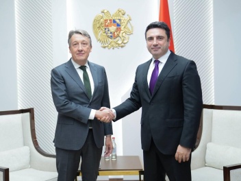 Ալեն Սիմոնյանն ու Բելգիայի դեսպանը քննարկել ե...