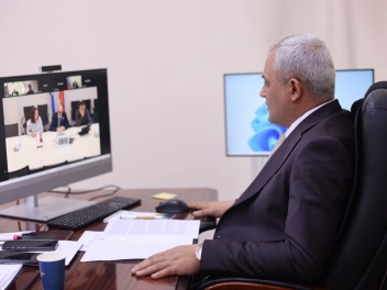 Նարեկ Ապիտոնյանն ու Համաշխարհային բանկի ներկա...