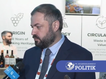 Շիկահողի արգելոցում ադրբեջանցիների կողմից ծառ...