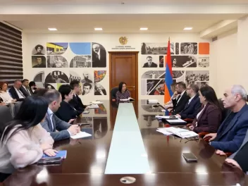 Անդրեասյանը հանձնարարել է ներկայացնել ուսուցի...