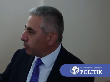 Թելադրություն ես ուզում, տես խմբակցությանդ կե...