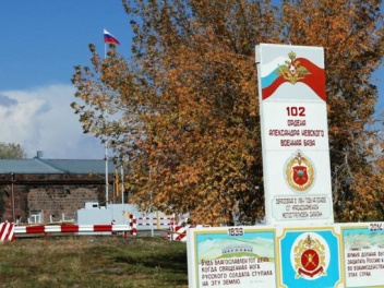 Ռուսական 102-րդ ռազմաբազան Գյումրիում, կարծու...