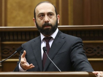 Արարատ Միրզոյանն ԱԺ կգնա․ «Հրապարակ»