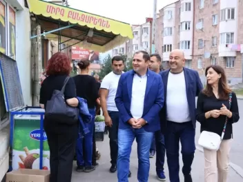 Պապիկյանի երկրորդ դեղին քարտը․ «Հրապարակ»