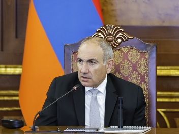 Մարդ է, անցել է, զինվորականները հայտնաբերել,...