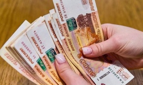 Պուտինն արգելել է Ռուսաստանից 1 մլն ռուբլուց ավել փող կանխիկ փող արտահանել․ Հայաստանը կա ցուցակում