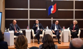 ՊԵԿ-ում քննարկվել են հարկային ու մաքսային համակարգի վերափոխման հաջորդ փուլի ուղղությունները