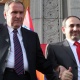 Հասկանում եմ, որ հիմա ուզում, բայց փախչելու տեղ չեք գտնում,  պարզապես հանդարտվեք․ Փաշինյան