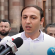 Տեղեկացված չենք՝ պետական համակարգում ո՞վ է զբաղվում այս հարցերով, կամ արդյո՞ք որևէ մեկը զբաղվում է, թե՞՝ ոչ. անhետ կորած անձանց հարազատները Կառավարության դիմաց են