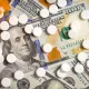 США с 1 октября введут 100% пошлину на импорт фармацевтической продукции